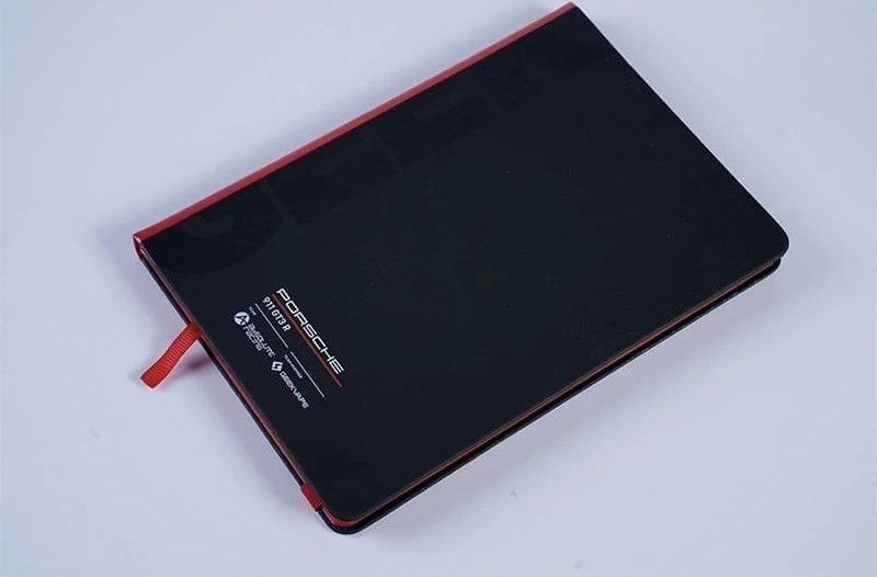 Geekvape X Porsche Premium Gift Box - Image 4